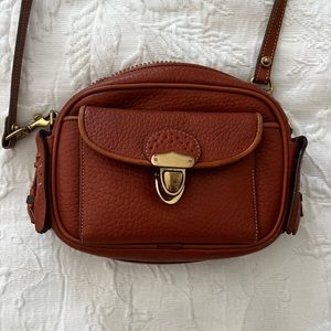 Small leather Dooney &Burke crossbody bag